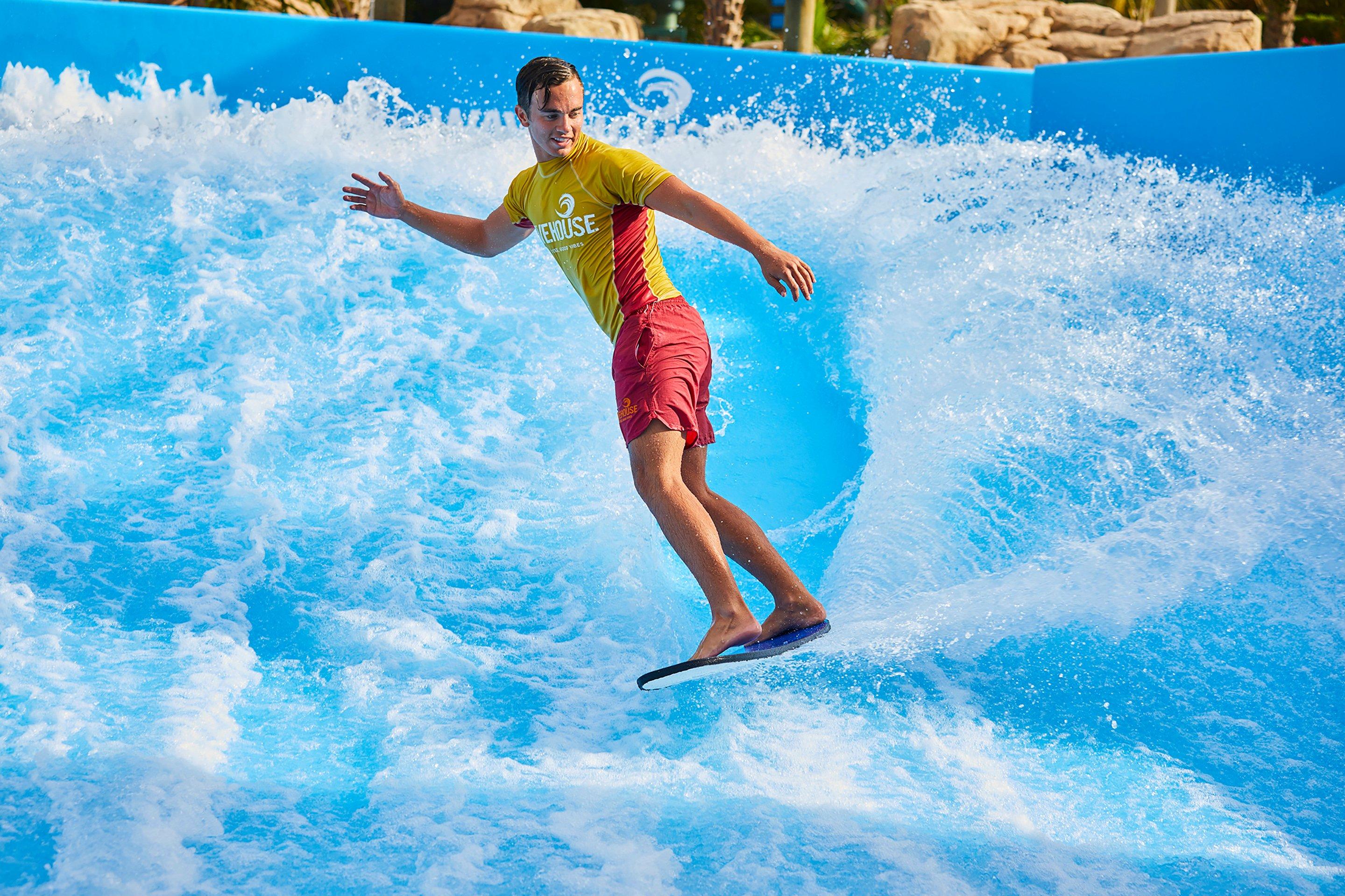Wavehouse Surfer Ride